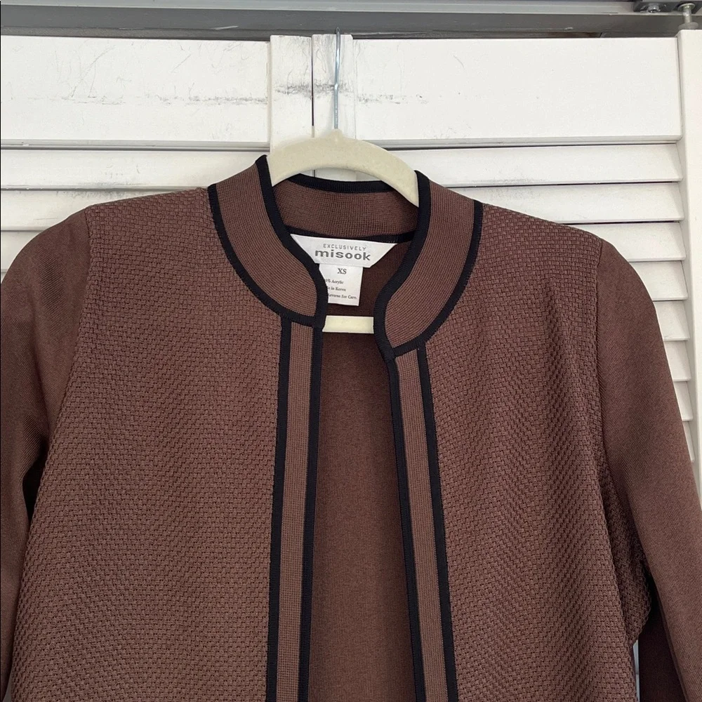 Misook preowned beautiful